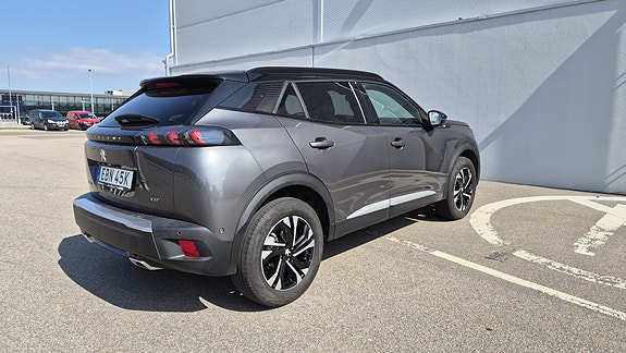 Peugeot 2008 6 of 8