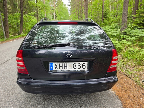 Mercedes-Benz C180 6 of 19
