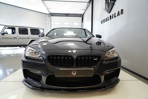 BMW M6 2 of 5