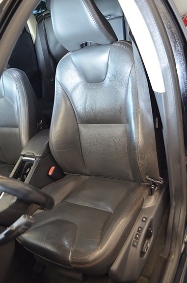 Volvo XC60 20 of 26