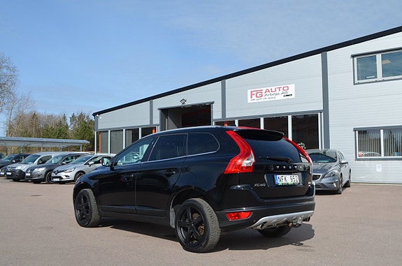 Volvo XC60 5 of 26