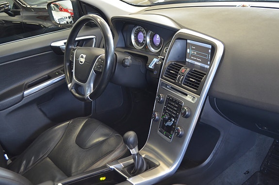 Volvo XC60 18 of 26