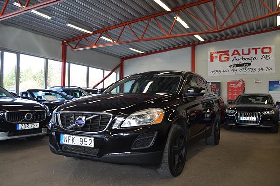 Volvo XC60 12 of 26