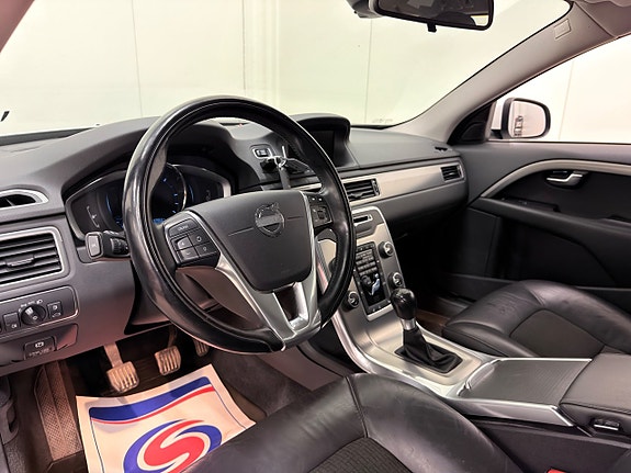 Volvo V70 12 of 20