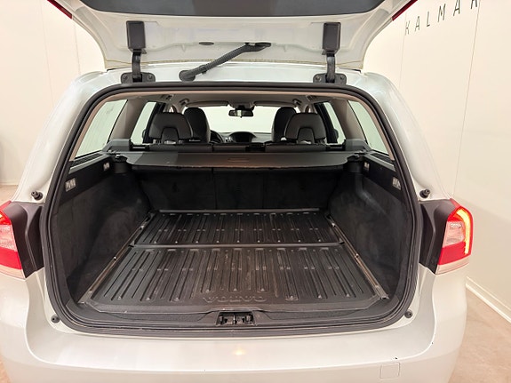 Volvo V70 8 of 20