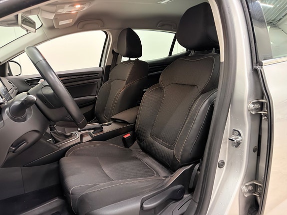 Renault Megane 12 of 18