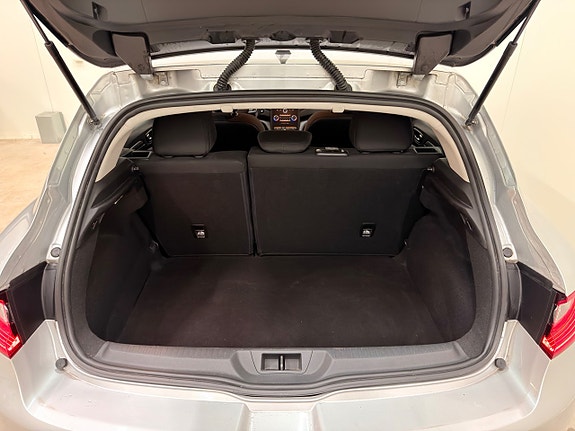 Renault Megane 9 of 18