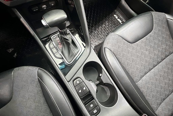 Kia Niro 12 of 21