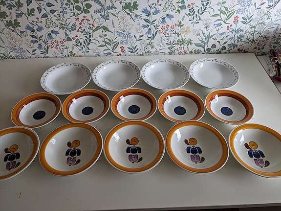 Vintage Rörstrand tallrikar