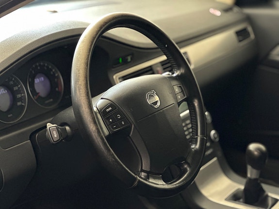 Volvo V70 10 of 21