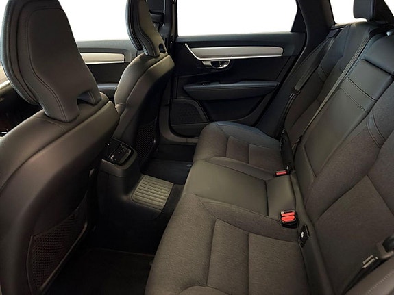 Volvo V90 6 of 13