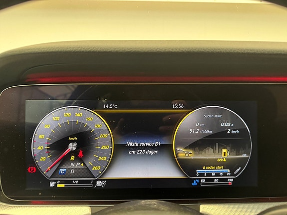 Mercedes-Benz E220 23 of 23