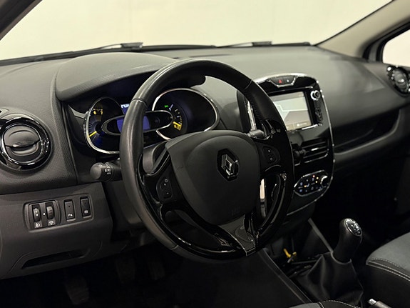 Renault Clio 9 of 25