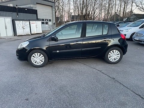 Renault Clio 7 of 10