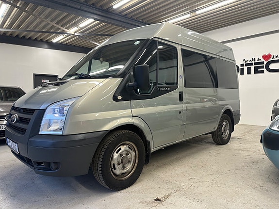 Ford Transit 2 of 5