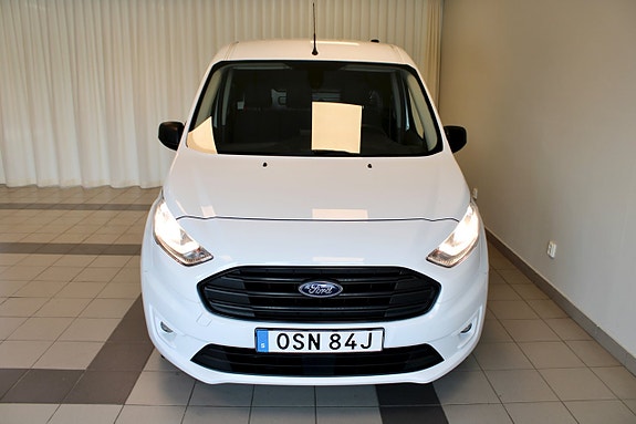 Ford Transit Connect 2 of 5