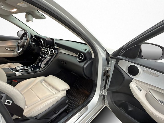 Mercedes-Benz C250 d 8 of 25