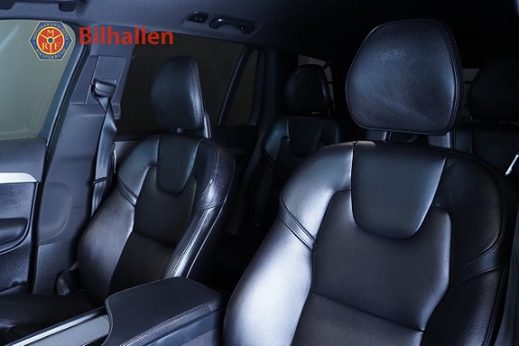 Volvo XC90 6 of 20