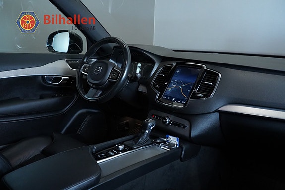 Volvo XC90 5 of 20