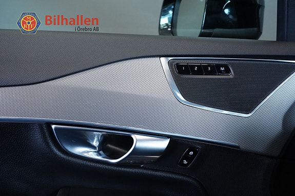Volvo XC90 12 of 20