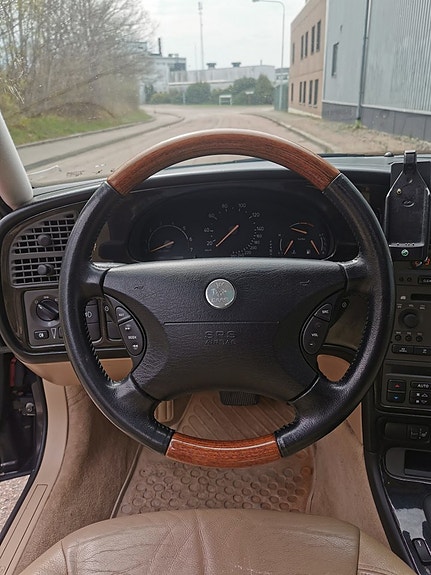 Saab 9-5 3 of 5