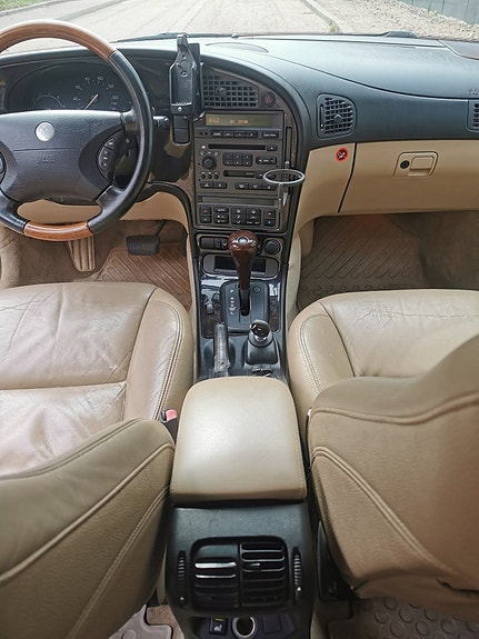 Saab 9-5 4 of 5