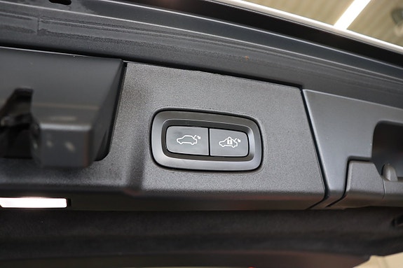Volvo V90 10 of 23