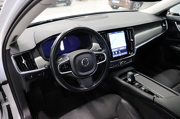 Volvo V90 6 of 23