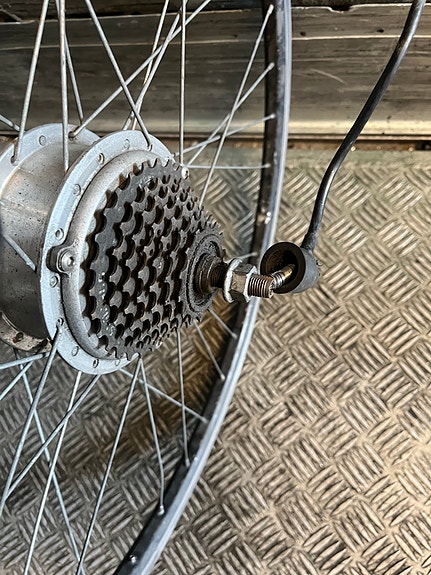 Product image 2 of 9