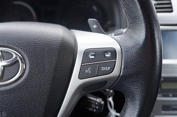 Toyota Avensis 14 of 18