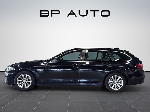 BMW 520d 3 of 5