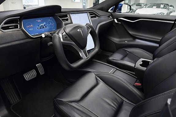 Tesla Model S 5 of 5