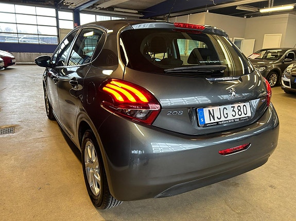 Peugeot 208 6 of 23