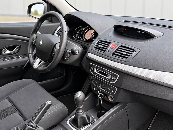 Renault Megane 13 of 13