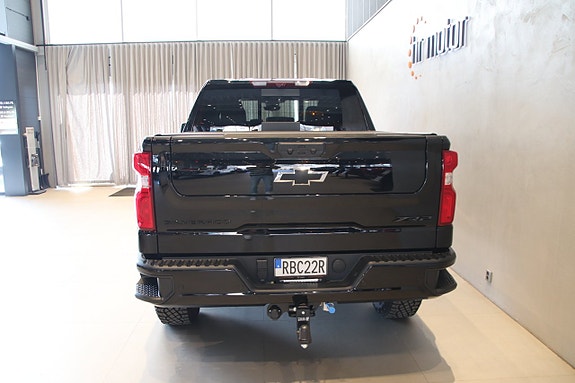 Chevrolet Silverado 1500 5 of 5
