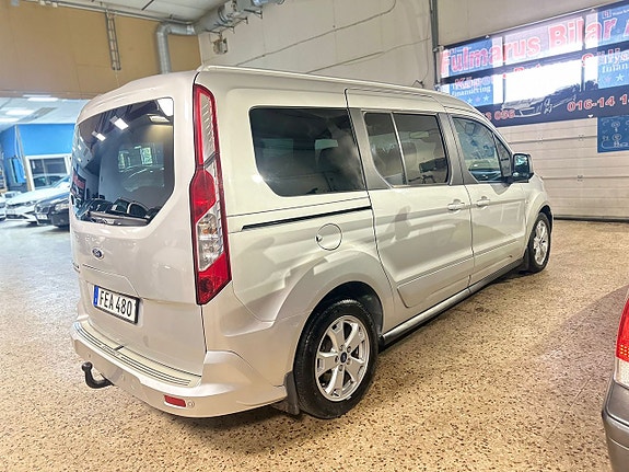 Ford Connect Tourneo 5 of 17