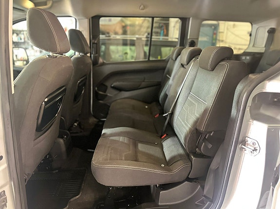Ford Connect Tourneo 7 of 17
