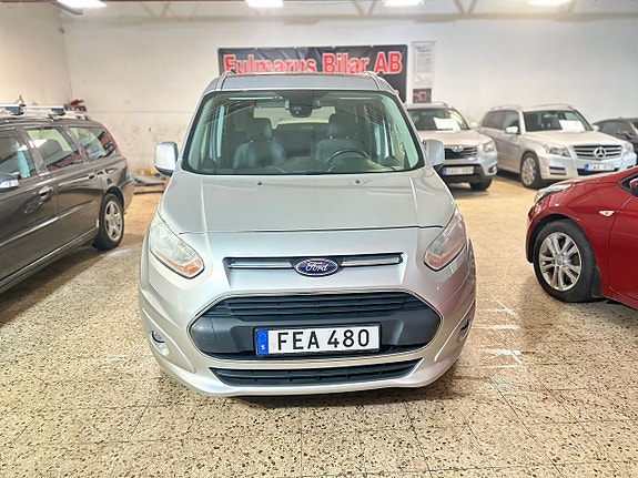 Ford Connect Tourneo 2 of 17