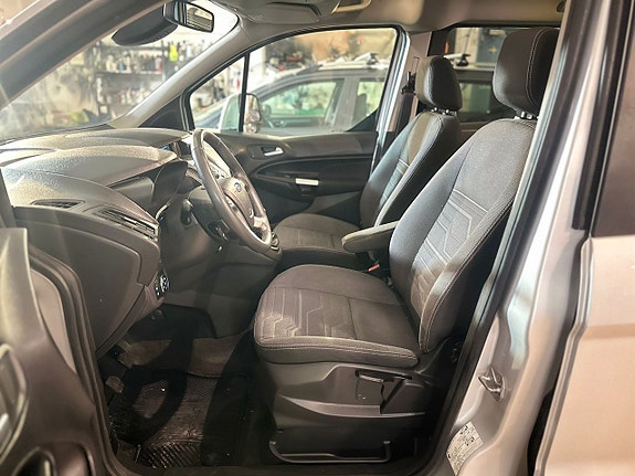 Ford Connect Tourneo 6 of 17