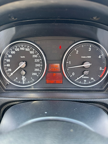 BMW 330d 17 of 17