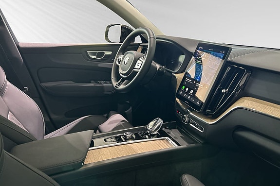 Volvo XC60 10 of 18
