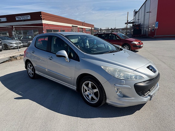 Peugeot 308 13 of 25