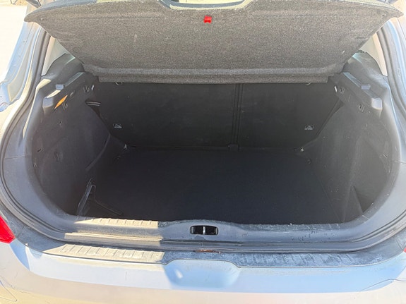 Peugeot 308 25 of 25