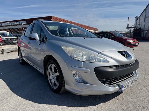 Peugeot 308 14 of 25