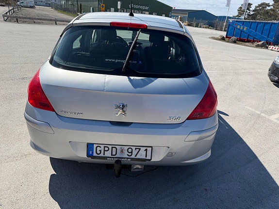 Peugeot 308 16 of 25