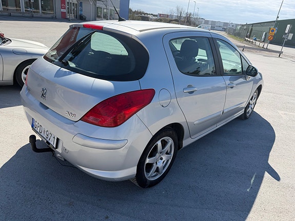 Peugeot 308 17 of 25