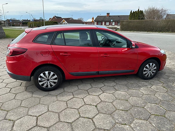 Renault Megane 6 of 12