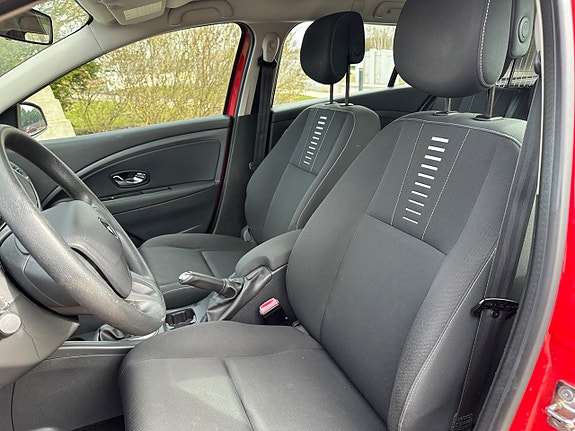 Renault Megane 9 of 12