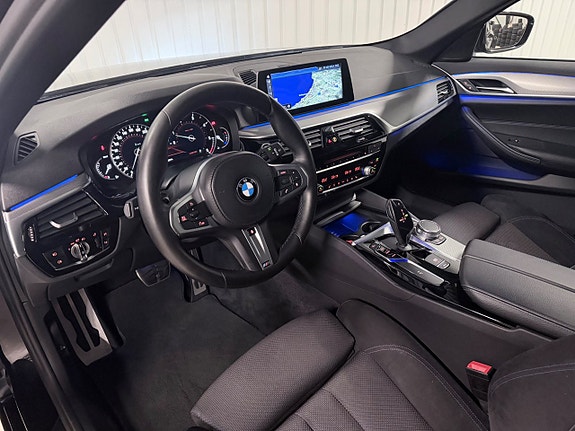 BMW 520d 10 of 30
