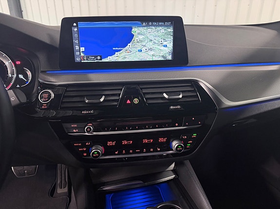 BMW 520d 18 of 30